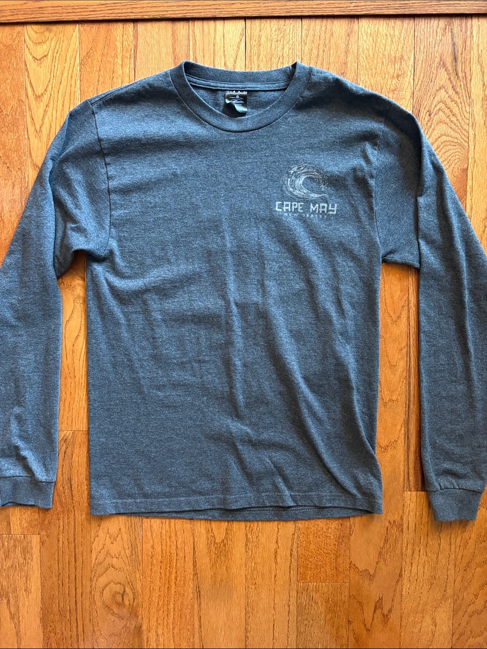 NWOT Men’s Cape May long sleeve